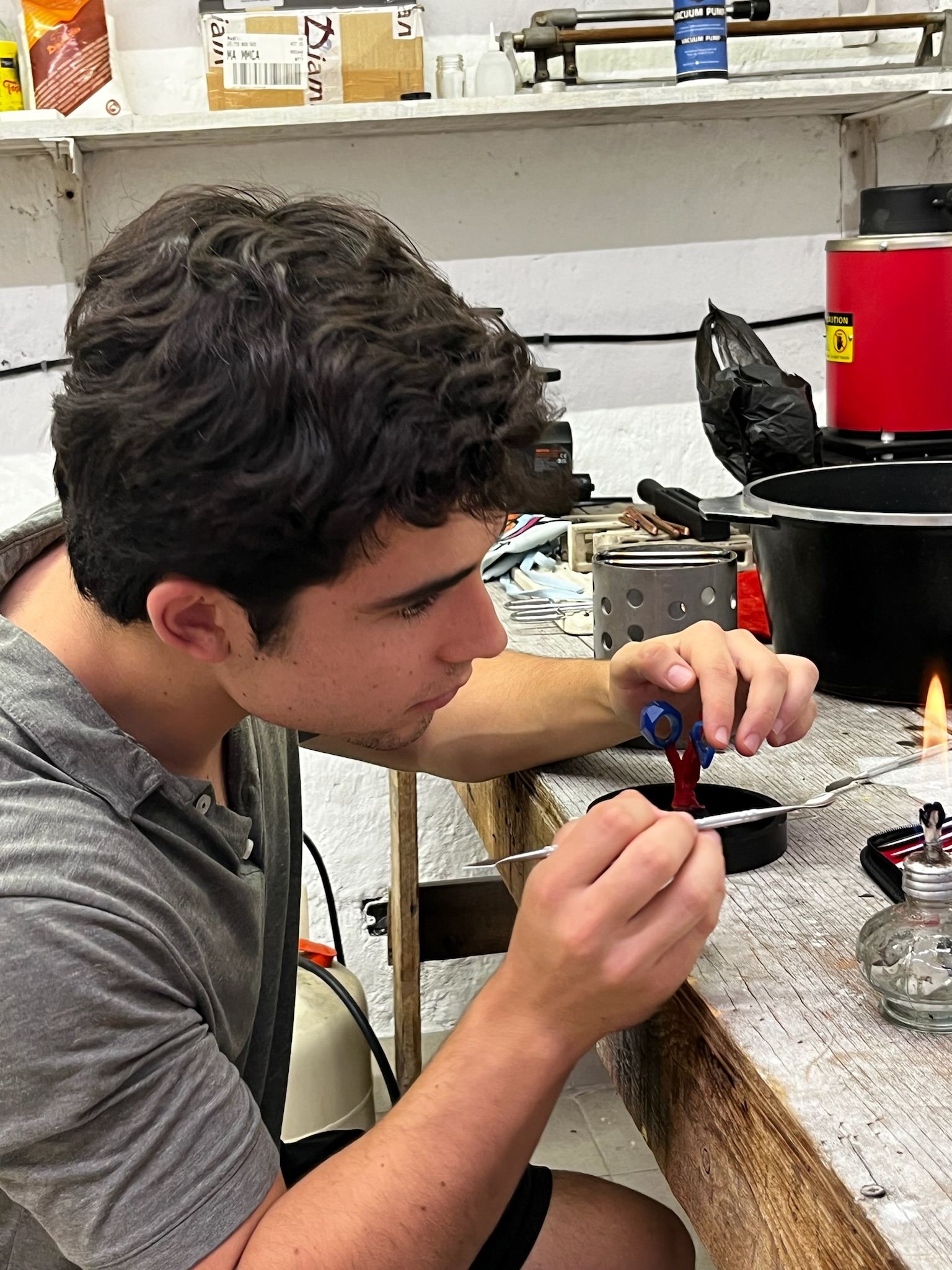 Building a wax tree before casting